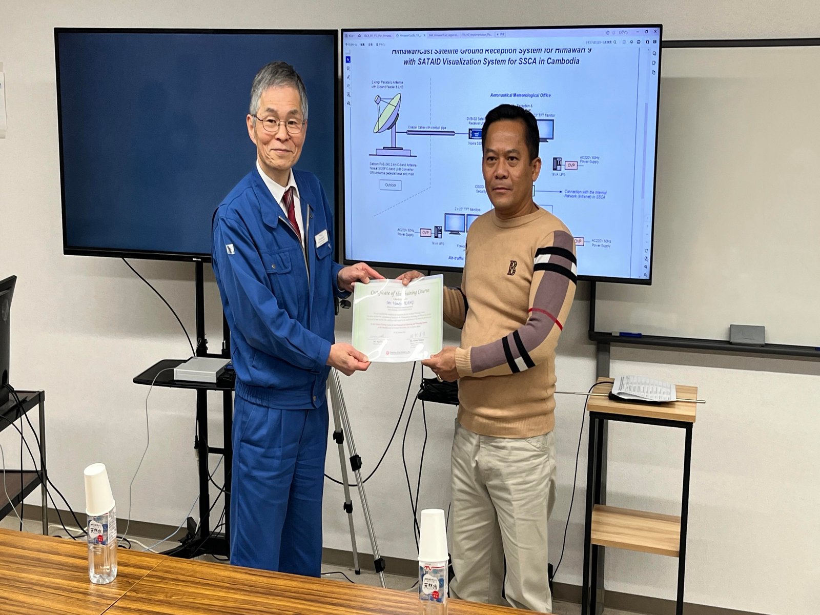 សកម្មភាពចុះសិក្សា និងធ្វើ FAT ស្តីពីឧបករណ៍ HimawariCast Satellite ដោយផ្ទាល់នៅក្រុមហ៊ុនផលិត Oriental Electronics, Inc. Image 237