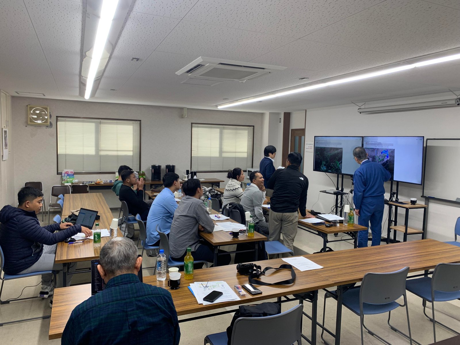 សកម្មភាពចុះសិក្សា និងធ្វើ FAT ស្តីពីឧបករណ៍ HimawariCast Satellite ដោយផ្ទាល់នៅក្រុមហ៊ុនផលិត Oriental Electronics, Inc. Image 247