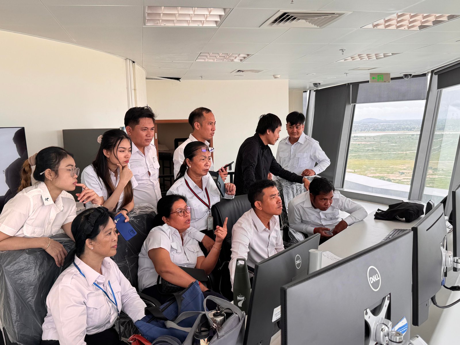 វគ្គបណ្ដុះបណ្ដាលទៅលើជំនាញ “ព័ត៌មានឧតុនិយមសម្រាប់សេវាកម្មនាំផ្លូវអាកាស” Image 310