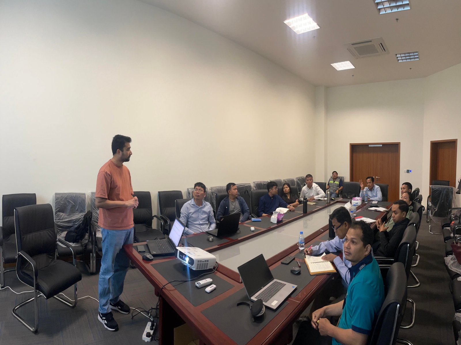 សកម្មភាពបណ្តុះបណ្តាល និងធ្វើ SAT ស្តីពីឧបករណ៍ឧតុនិយមនៅអាកាសយានដ្ឋានអន្តរជាតិតេជោ Image 59