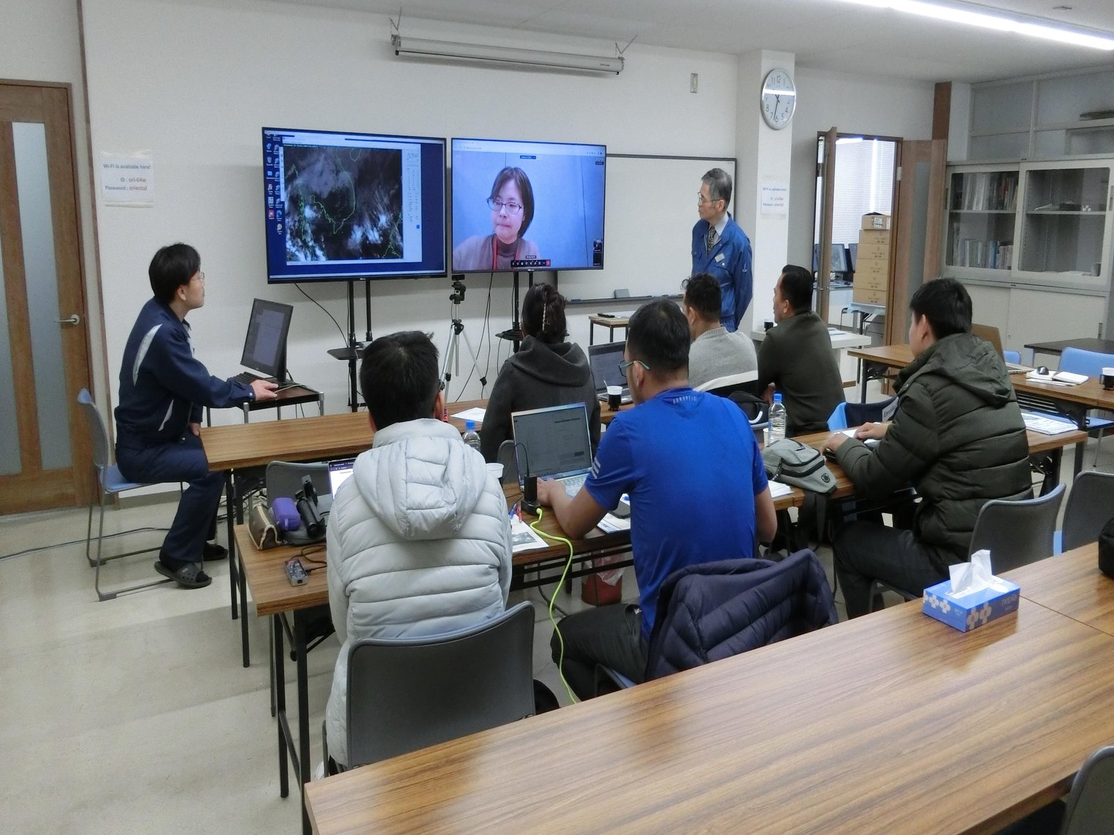 សកម្មភាពចុះសិក្សា និងធ្វើ FAT ស្តីពីឧបករណ៍ HimawariCast Satellite ដោយផ្ទាល់នៅក្រុមហ៊ុនផលិត Oriental Electronics, Inc. Image 256