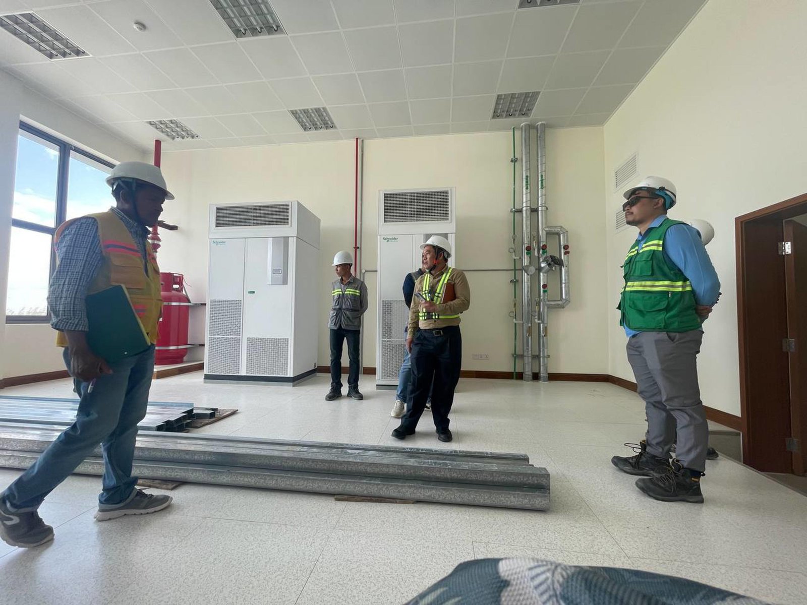 សកម្មភាពចុះត្រួតពិនិត្យទីតាំង និង ការតម្លើងឧបករណ៍ឧតុនិយមនៅអាកាសយានដ្ឋានអន្តរជាតិតេជោ Image 162