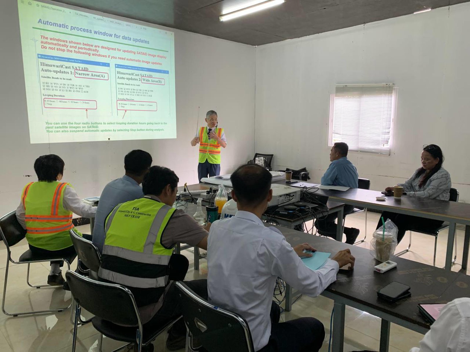 សកម្មភាពចុះហត្ថលេខា និងវគ្គបណ្តុះបណ្តាល (SAT) លើឧបករណ៍ HimawariCast Satellite នៅអាកាសយានដ្ឋានអន្តរជាតិតេជោ Image 222