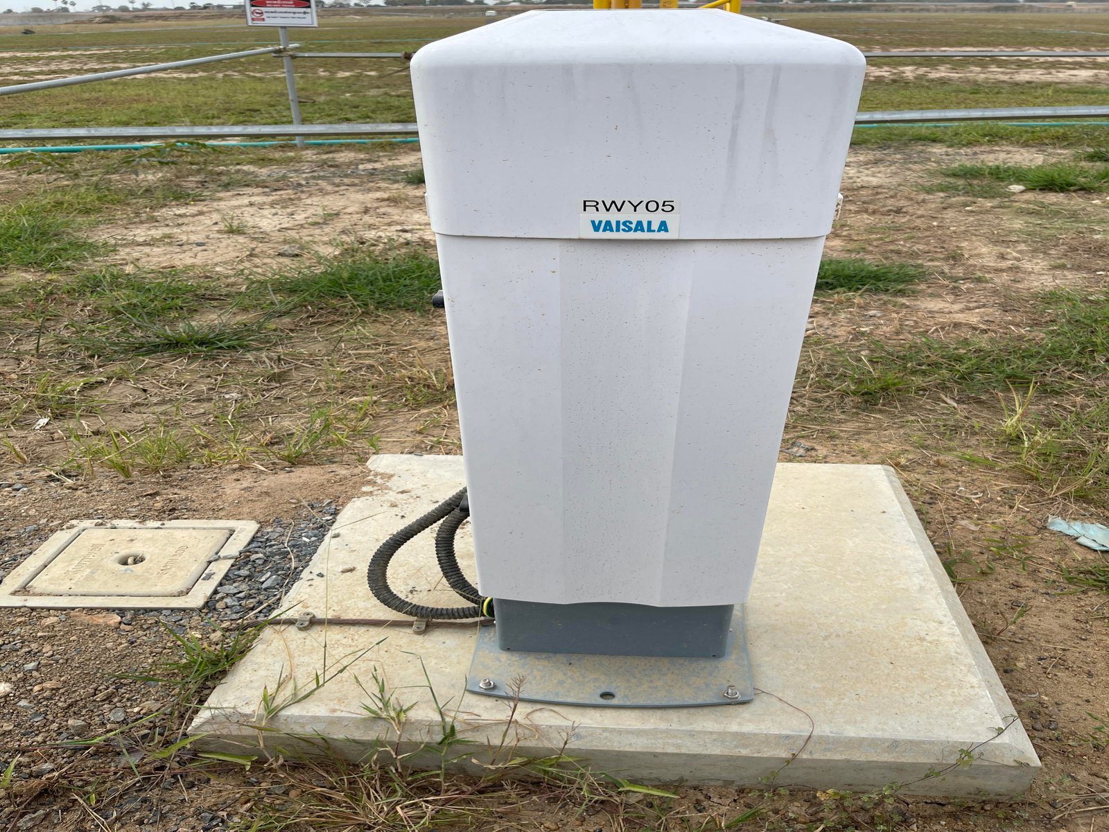 សកម្មភាពចុះត្រួតពិនិត្យទីតាំង និង ការតម្លើងឧបករណ៍ឧតុនិយមនៅអាកាសយានដ្ឋានអន្តរជាតិតេជោ Image 149