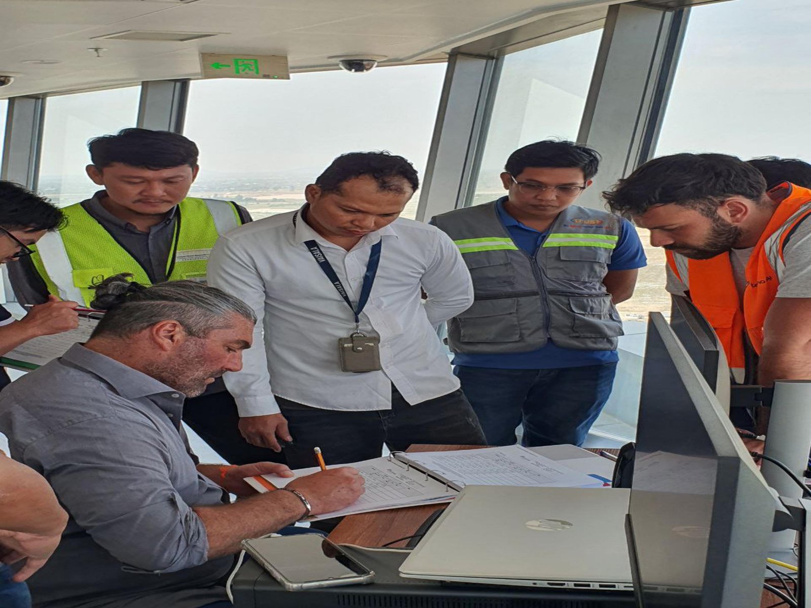 សកម្មភាពបណ្តុះបណ្តាល និងធ្វើ SAT ស្តីពីឧបករណ៍D-ATIS នៅអាកាសយានដ្ឋានអន្តរជាតិតេជោ Image 196