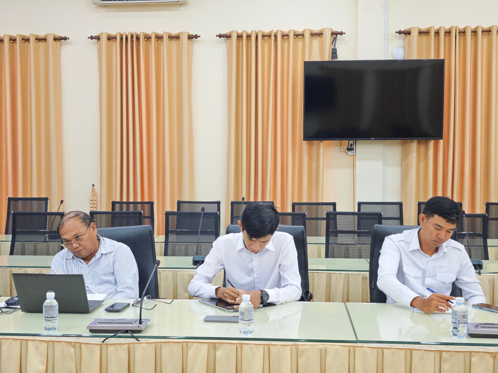 កិច្ចពិភាក្សាពីតម្រូវការប្រើប្រាស់ទិន្នន័យឧតុនិយក្នុងវិស័យអាកាសចរណ៍ស៊ីវិល Image 329